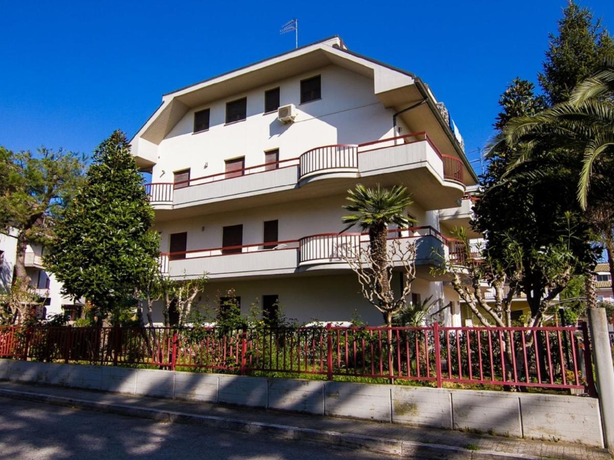 Apartment Magnolia By Interhome Porto d'Ascoli Exterior photo